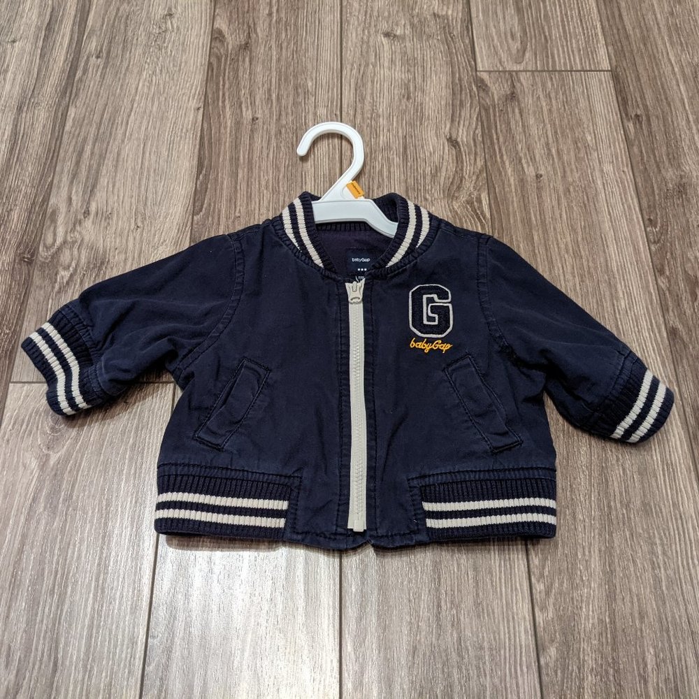[KIDS 2/$30] EUC Baby Boy (0-3M) - GAP Baseball Jacket